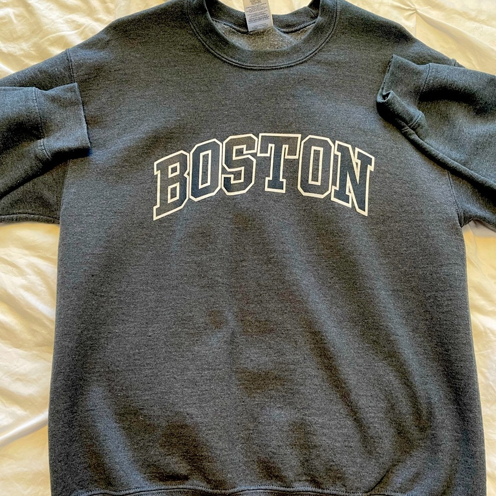 Boston sweatshirt size Medium